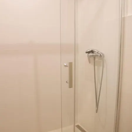 Elizabeth Apartment